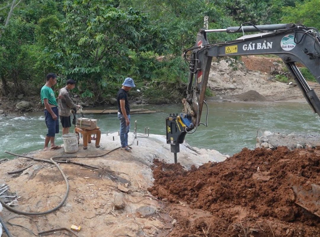 Sử dụng bột nở phá đá an toàn