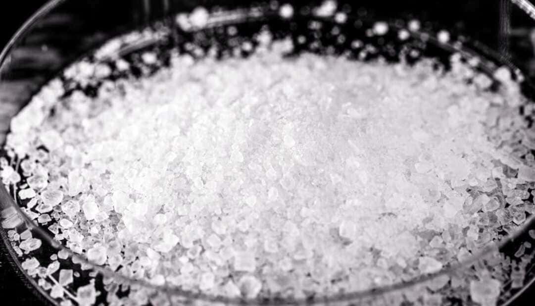 Tính chất hóa học của Natri Clorua 