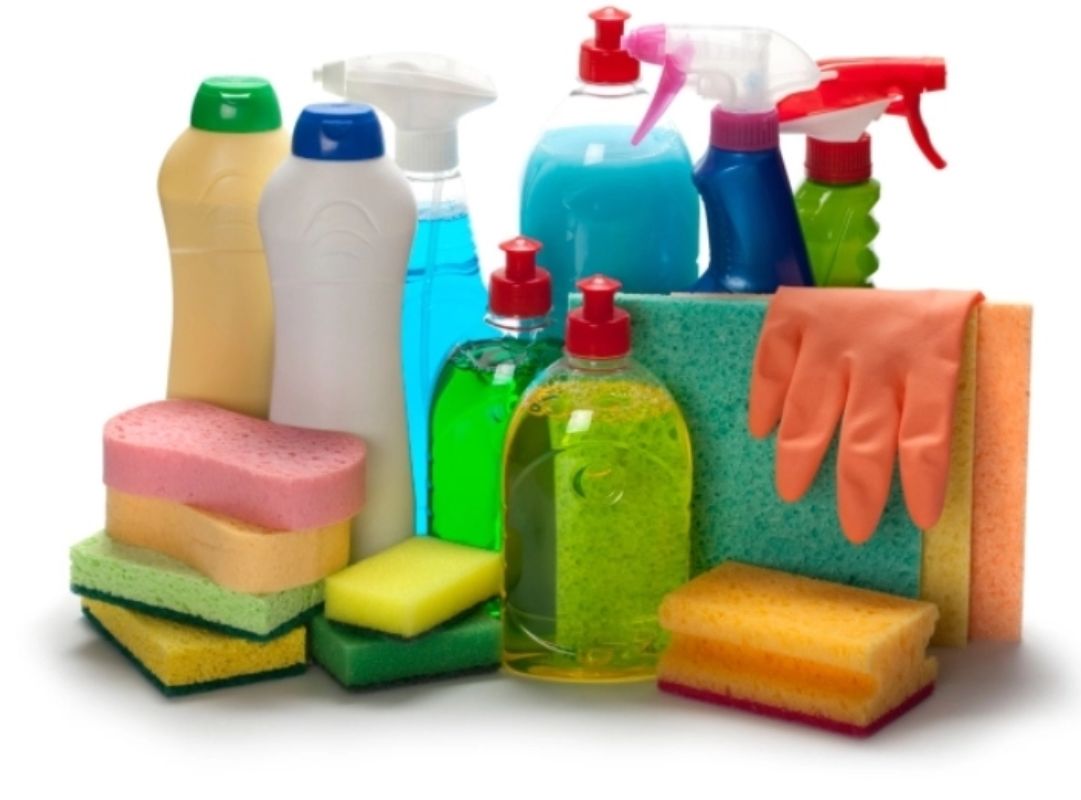 Giải pháp hóa chất tẩy dầu mỡ giúp loại bỏ nhanh các vết bẩn cứng đầu