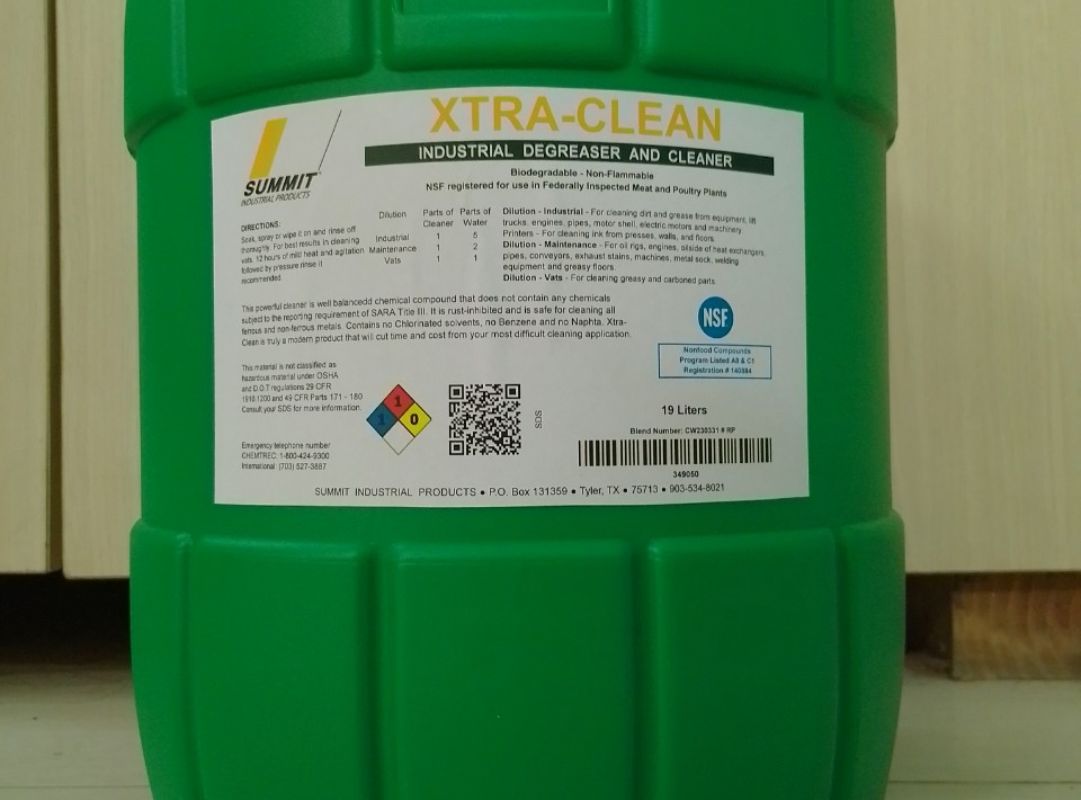 Giải pháp tẩy dầu mỡ công nghiệp mạnh mẽ cho nhà xưởng và máy móc