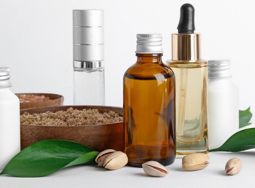 Hợp chất tạo hương giúp mỹ phẩm lưu giữ mùi thơm lâu trên da